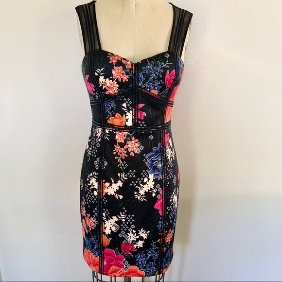 GUESS Floral Print Sweetheart Neck Dress - Picture 2 of 16